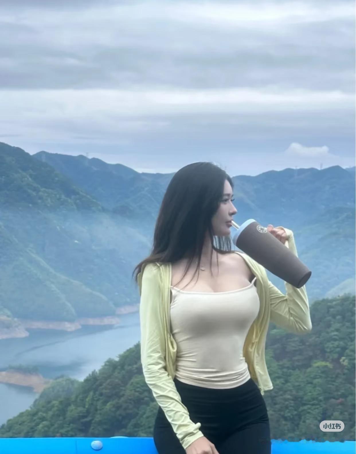 如何快速脱单一、百聊不如一见。如果你通过一些网站或软件认识了一