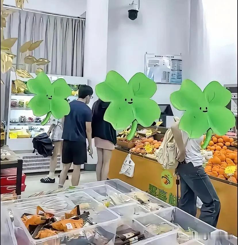 有人说南京审计大学偷拍的男生不一定会被税务局开除，因为他已经被录取公示期也过了，