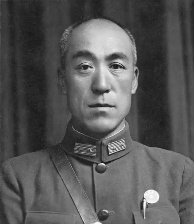 1942年11月，蒋介石密令第一战区长官蒋鼎文除掉赵寿山，蒋鼎文对亲信说：“这种
