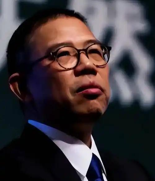 梁文锋规矩真硬！前首富钟睒睒3.54亿投DeepSeek，只给份额不给权，