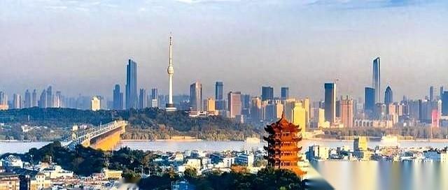 年底了，又刷到这种新闻。省政协的、高新区的、区政法的、国企的……一串看下来，官