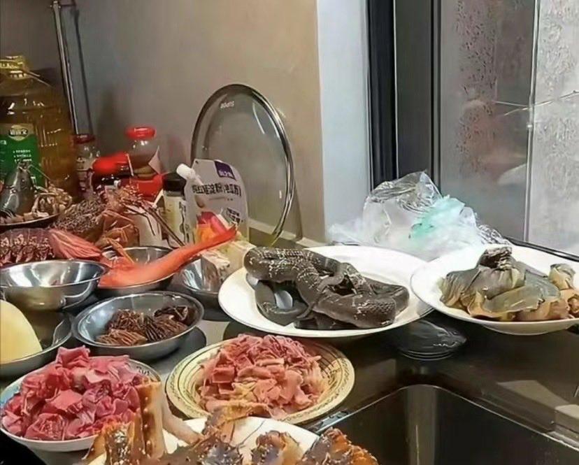 这后厨实力，看着就像是潮汕。