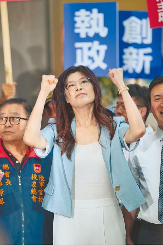 台湾青年联合会理事长何溢诚发文写道：“如果大陆想要武统台湾 他写道：“如果大