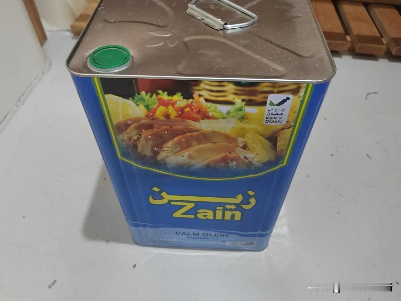 棕榈油到底是什么油，吃多了对人体有没有害处，国内超市也没见过有卖的。