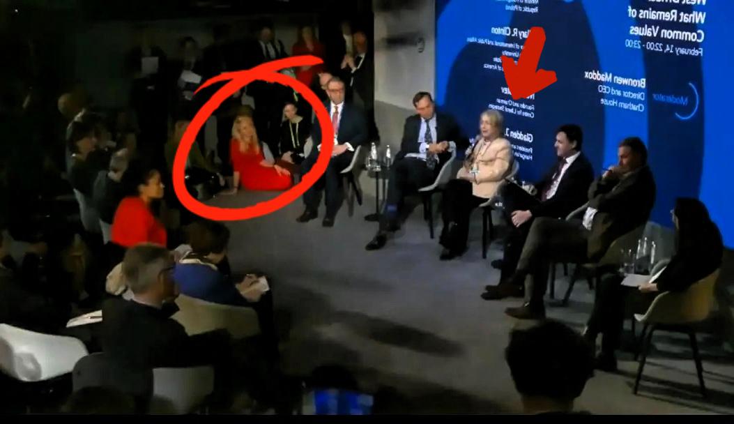 希拉里彻底急眼！撕破脸大骂特朗普：无耻到了极点🔥2026慕尼黑安全会议