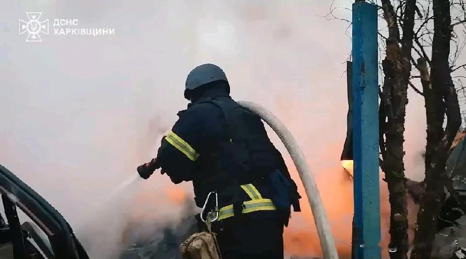 2月1日凌晨，俄罗斯空天军使用远程武器，打击了一系列位于乌克兰西部的天然气和能源