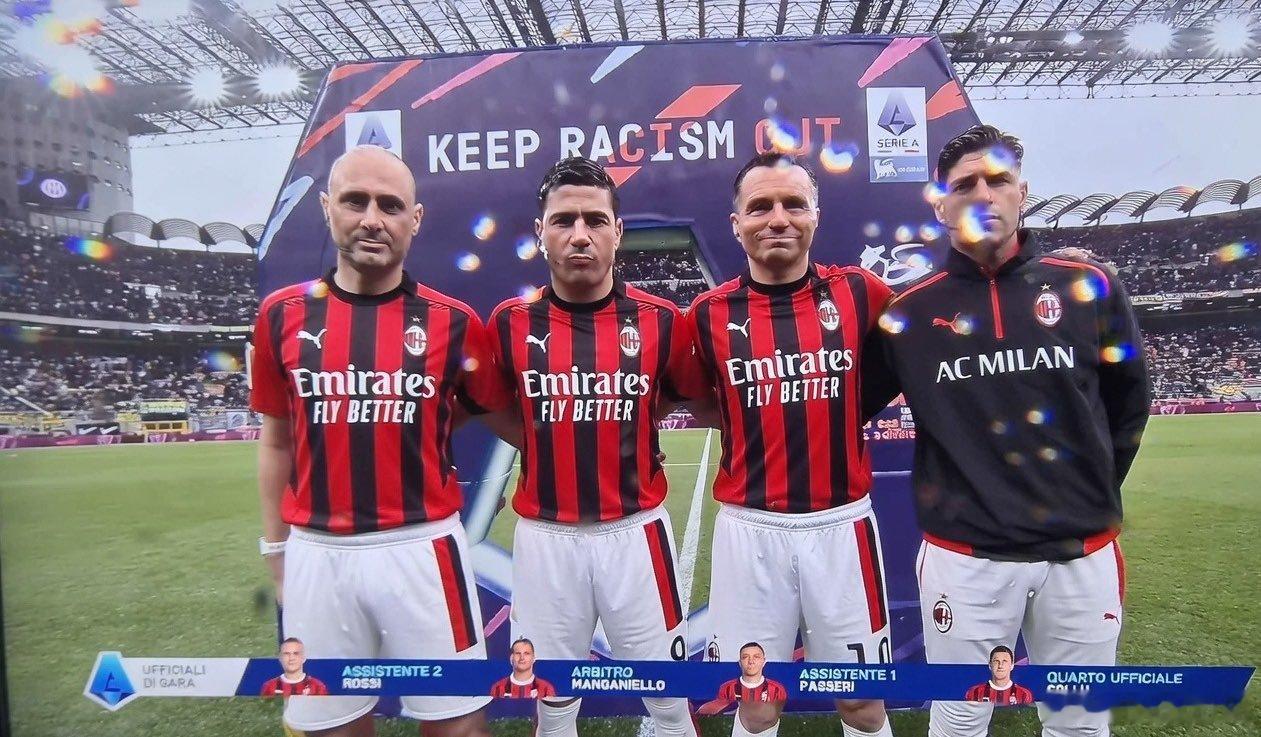 这就是当时发生的事情👇主裁判曼加尼罗对邓弗里斯说：你自己滑倒了你没注意到你