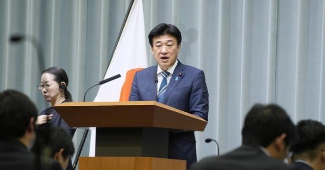 终于，日本开始担忧中国稀土出口管制！11月19日，日本内阁官房长官木原稔在例行记