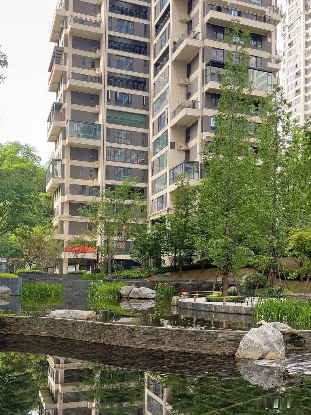 💣专家：房价止跌，年轻人该买房了！我算完这3笔账，真的不敢买...😭刚刷到