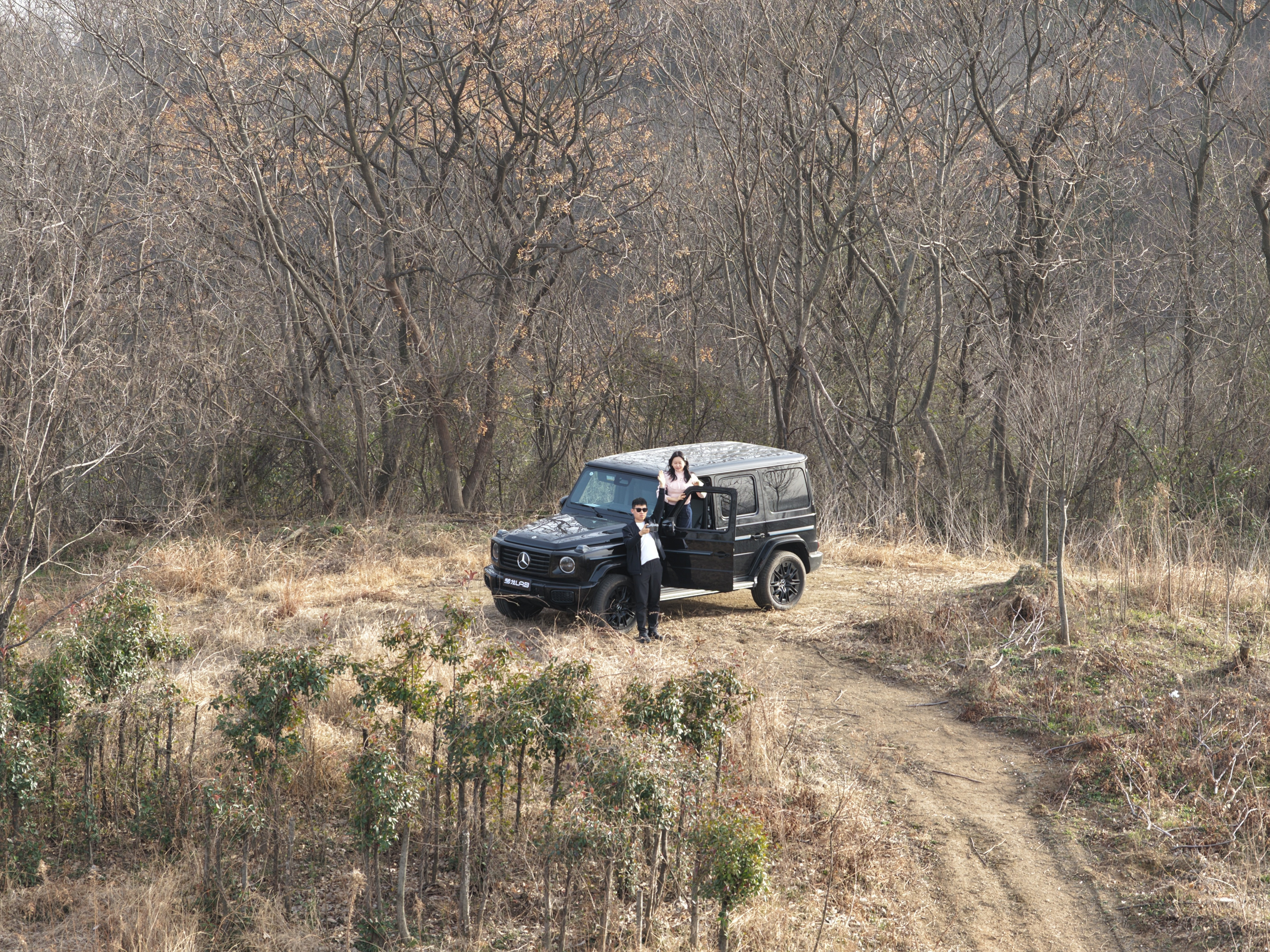 谁说纯电大G不能野？假期照样撒欢儿，四电机+低速越野档，一脚电门下去，管