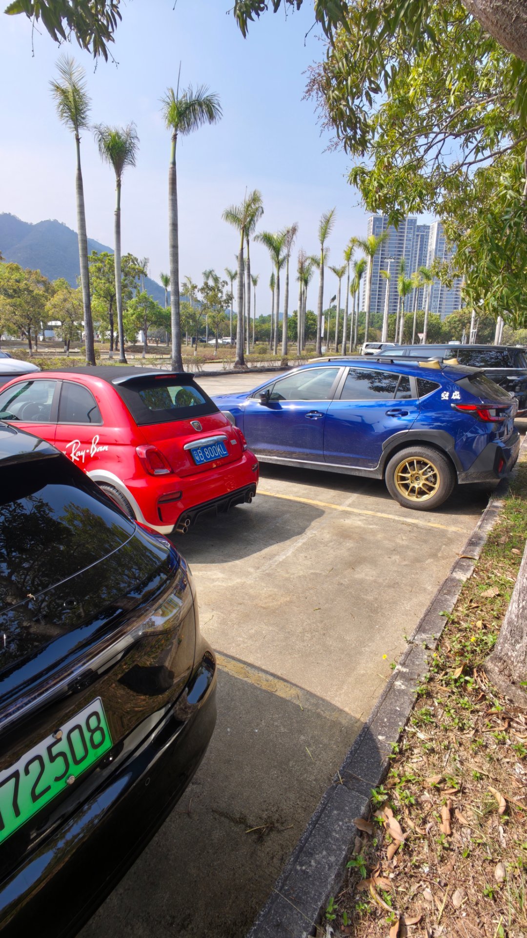 什么叫假装大人模样，车头是齐平的，结果一看屁股大v聊车珠海·珠海国际赛车场