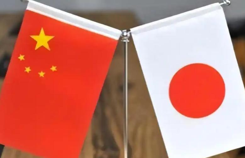 一位日本华人曾经说“讲实话，中日如果开战，中国是打不过日本的，日本武器领先中国3