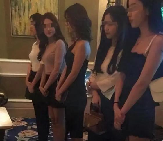 风向真的变了！刷到好多KTV的公主，吐槽说自己要失业了，包厢里那些曾经挥金如土