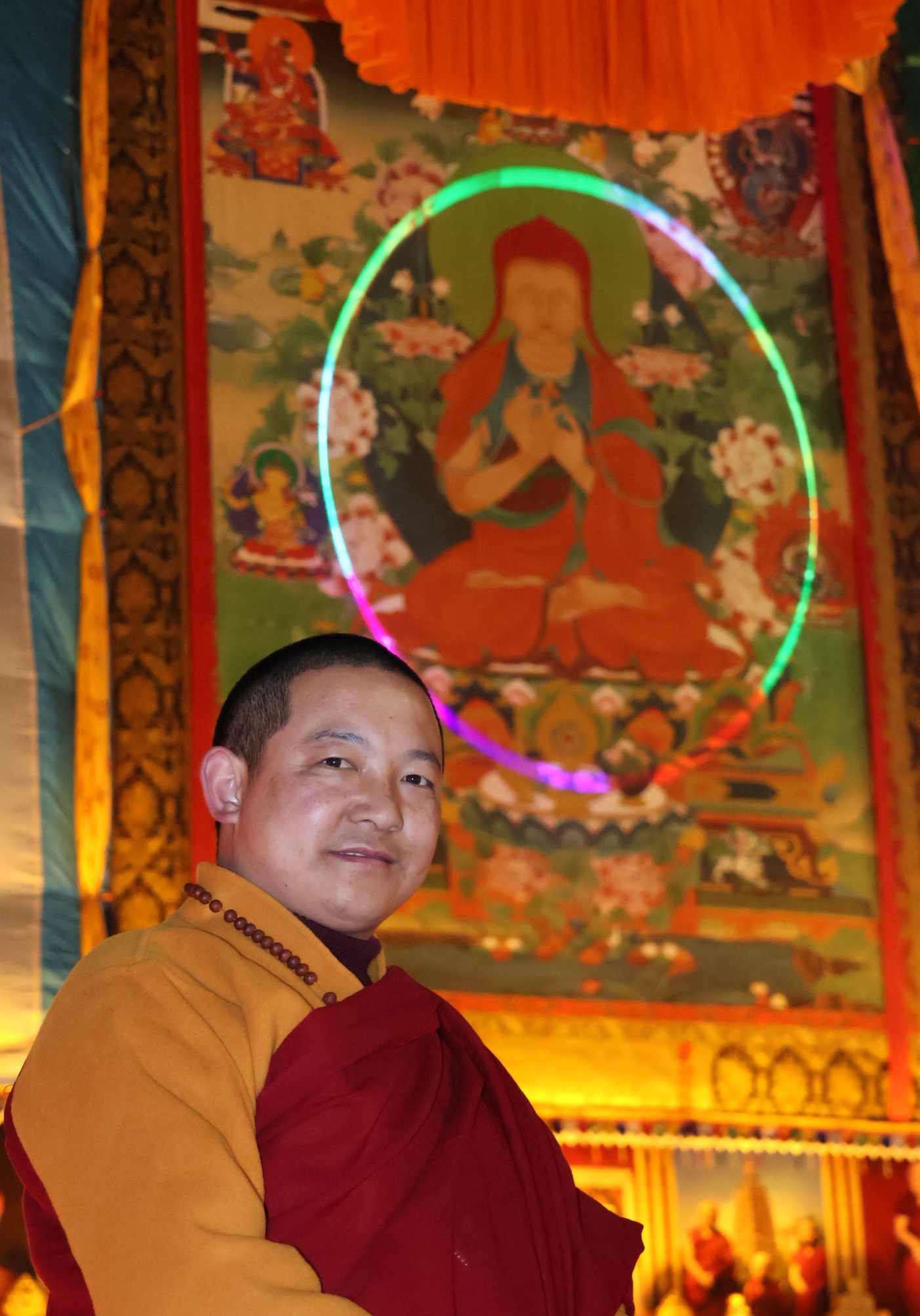 命运其实是过去，以及过去世所作所为的结果，因为无常，没有什么是一定不变的。不要抱