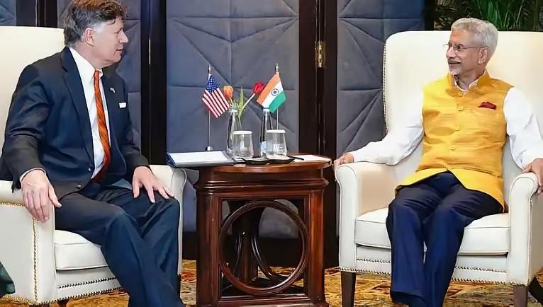 美高官当众给印度浇了一盆冷水，三哥悬着的心终于死了！就在昨天，美国副国务卿兰道