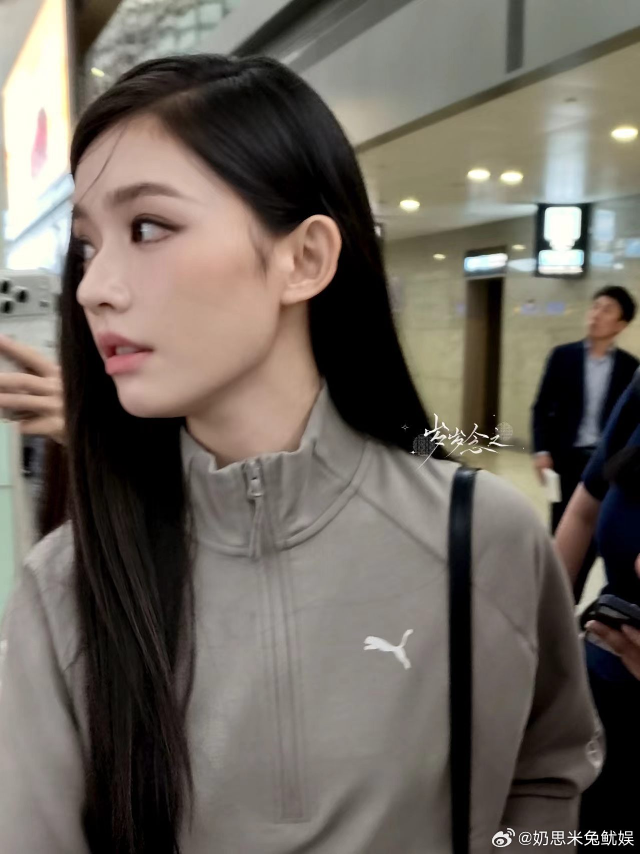 Gucci认领林允说真的林允的镜头感一直很强，Gucci选她眼光不错，期待大片