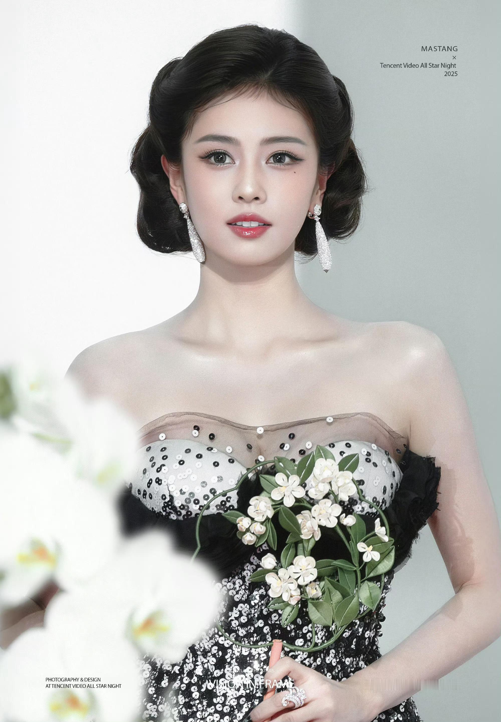 白鹿九月行程有时尚活动我家女神的星光就这样如此闪耀好期待九月的芭莎之夜白