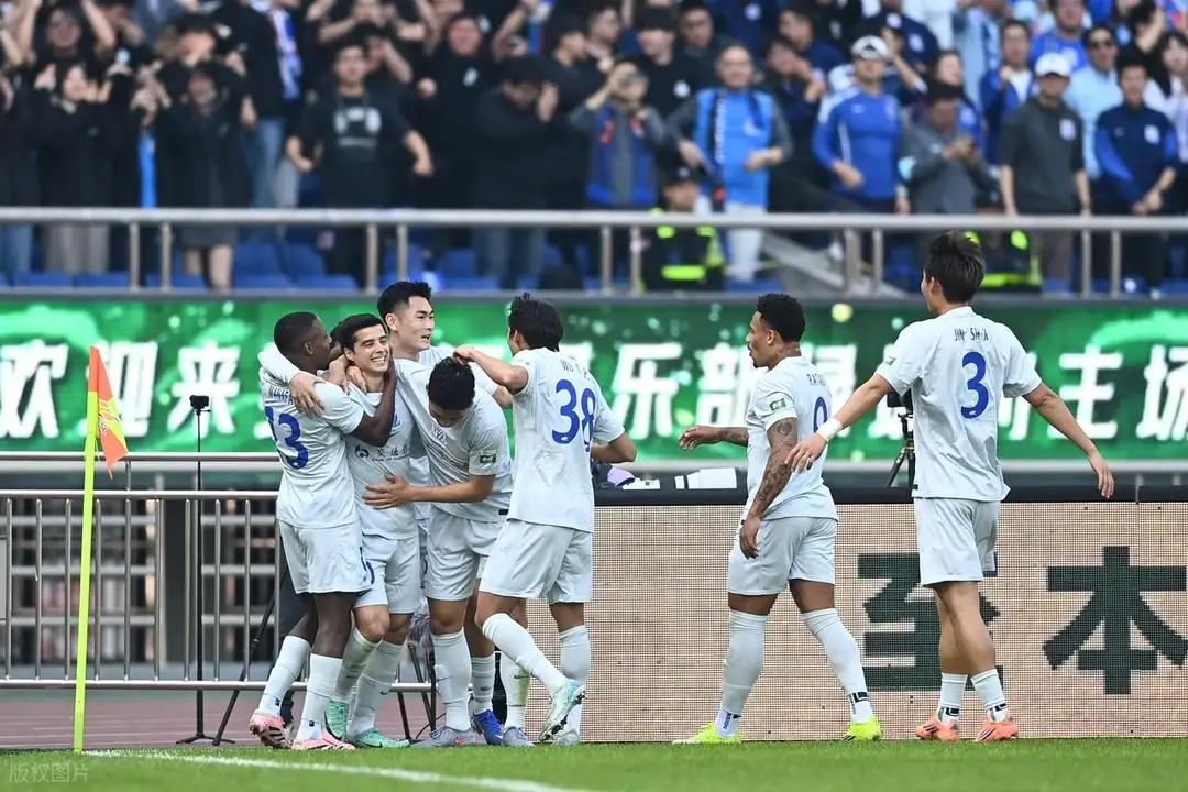 2026中超二轮后，暴露出上海申花最大黑洞。一、申花的球探系统买的球员尽是一些