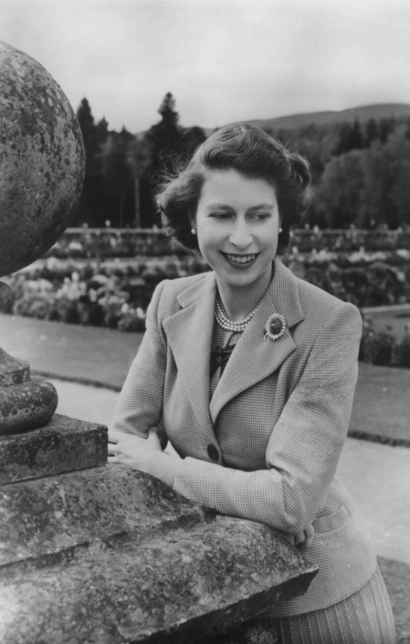 英国王室7️⃣3️⃣年前的今天1952年9月28日，伊丽莎白二世女王