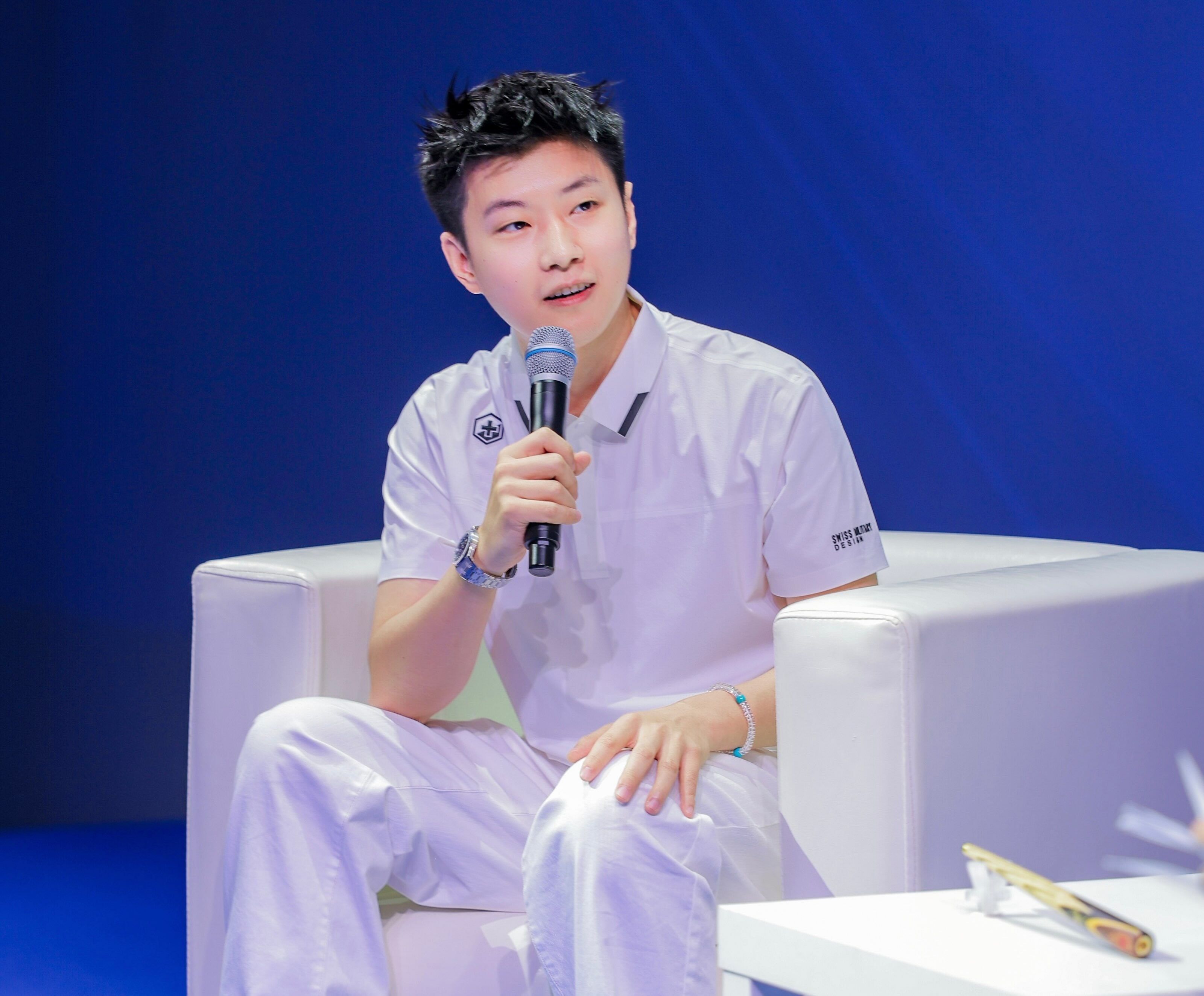 2026斯诺克深圳公开赛赵心童晒最新工作照，深圳公开赛赛前发布会将在明天进行！