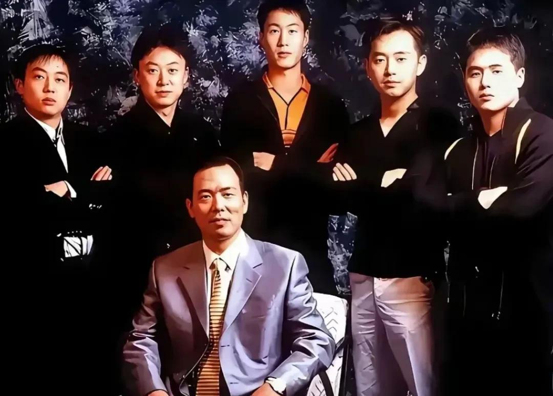 蔡振华五虎将与刘国梁五虎将，谁更强？蔡振华时期国乒五虎将：刘国梁，马琳，王励