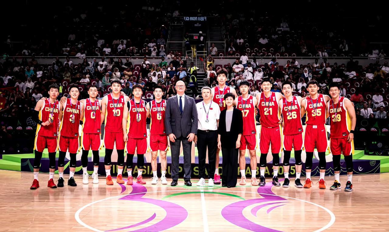 1，杨瀚森，NBA选秀第16顺位2，周琦，NBA休斯顿火箭名宿3，李凯尔，N