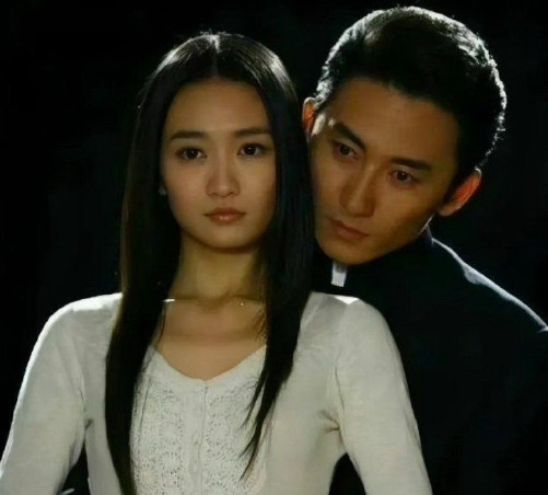 刚出道不久的王鸥，底子很好，天生美人痞子！