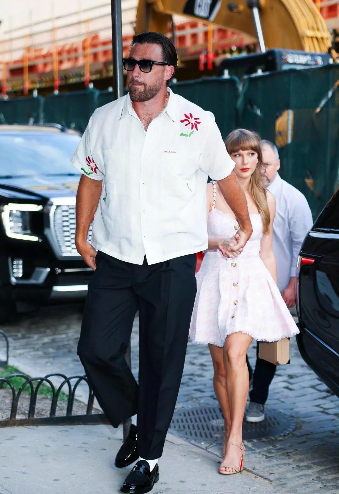 霉霉180，她未婚夫196两个人的孩子完全不用也算是追到大结局了，陪伴了十年的青