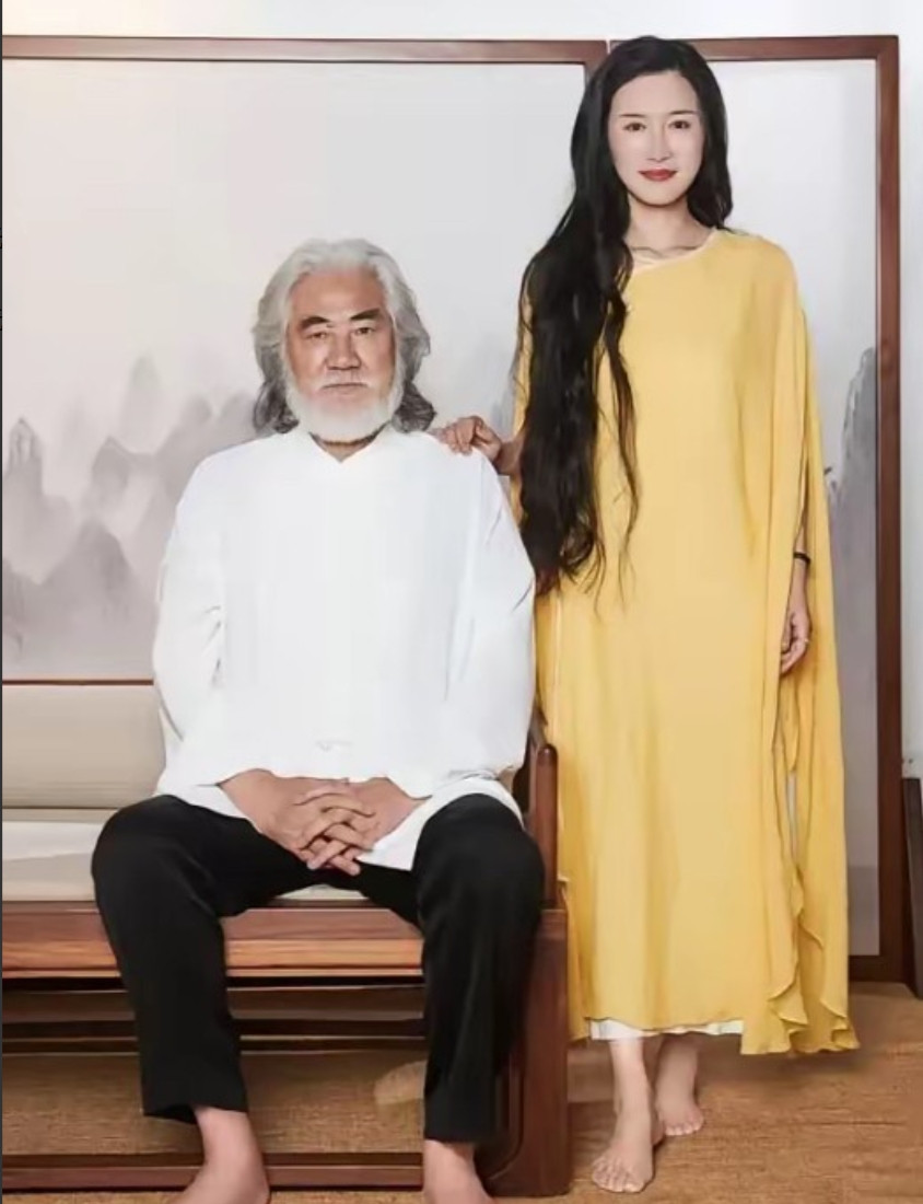 张纪中：古稀之年仍活力满满，育儿带娃乐在其中