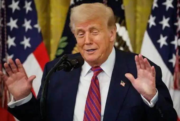 美国的战略图谋逐渐清晰：借乌克兰战场拖住俄罗斯，靠以色列局势牵制中东，再用日本方