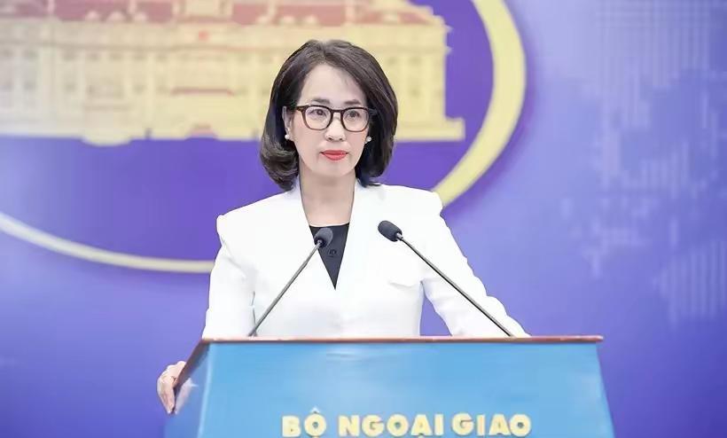 中国还没有发话，越南却先出手了！越南警告泰国和柬埔寨，让他们赶紧进行和平谈判，据