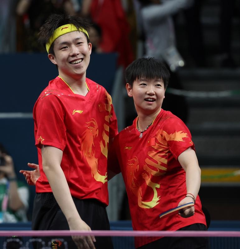 莎头组合混双夺冠10月3日的WTT中国大满贯混双决赛太精彩了！“莎头”组合，也