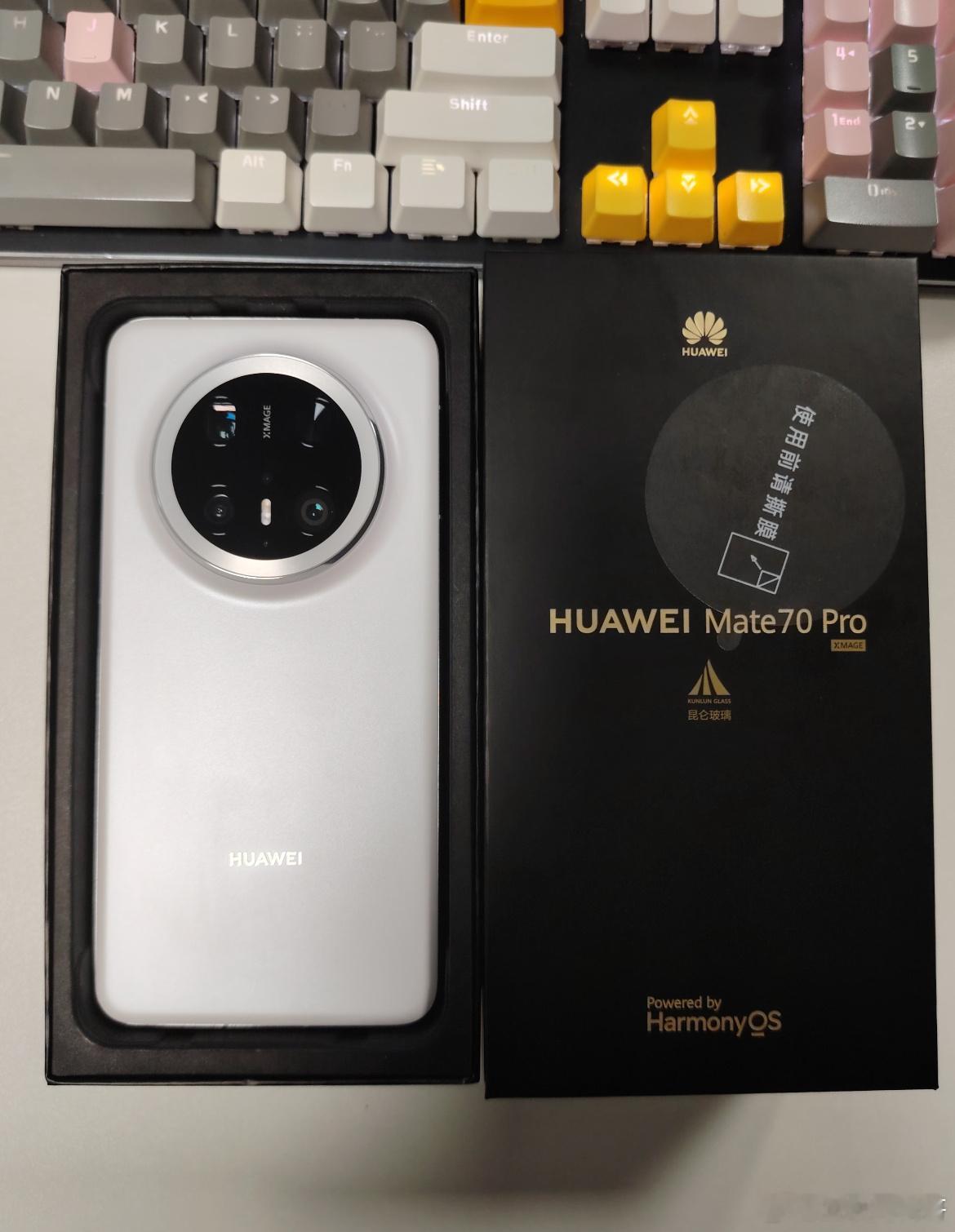 Mate70pro用了一个月，不吐不快！先说优点:流畅，毋庸置疑。网速，只能说快