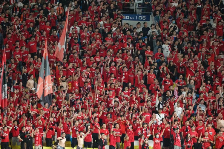火爆! “川渝德比”4万张球票61秒哄抢一空