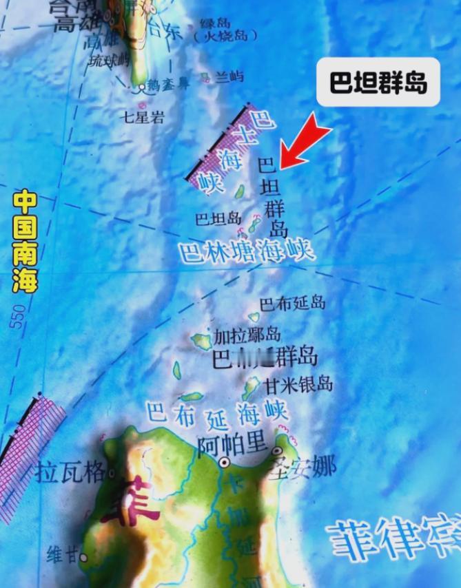 不但菲律宾要跪，南海周边宵小也得跪！咱们的目标可不是一城一池的得失，而是要彻底掌