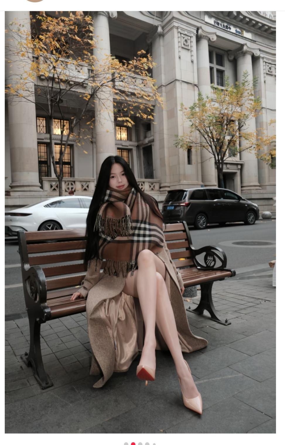 美确实很美，腿不怕冷吗？