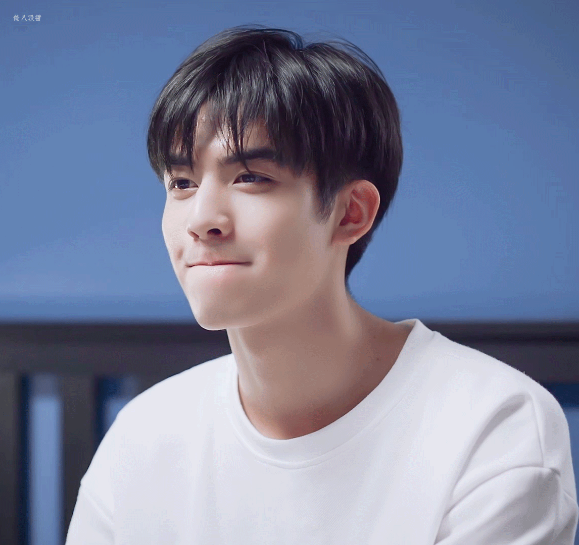 宋威龙趾高气昂具象化点开之前属实没有想到会如此的搞笑