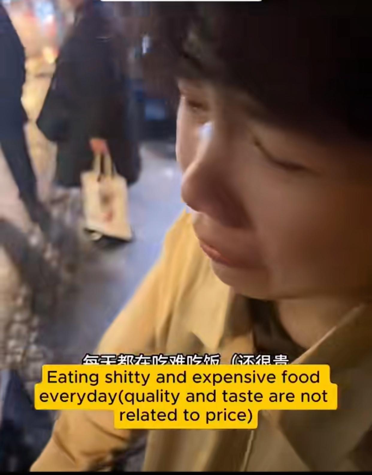 欧洲人破防了！原来是一个中国小女孩在欧洲，吐槽每天不仅吃着难吃的饭，还要走好多