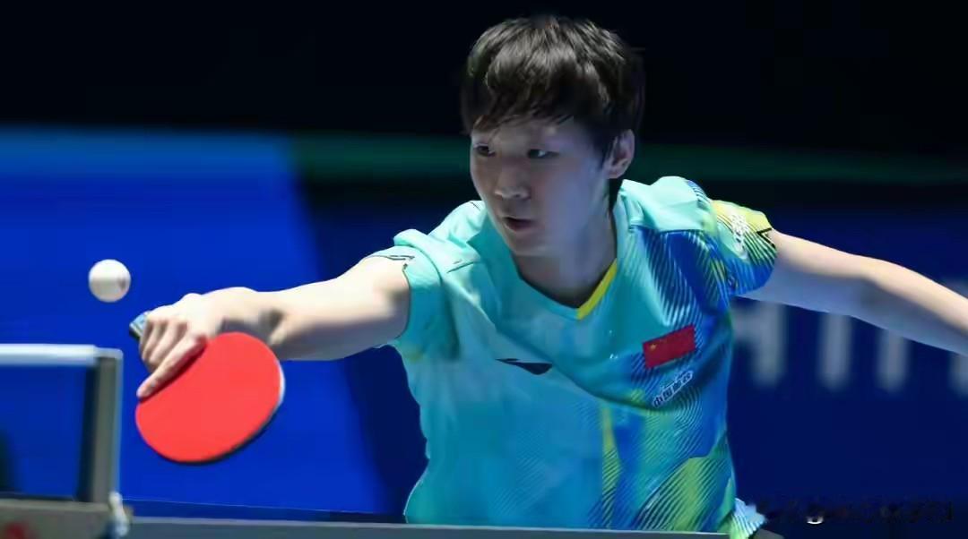 王曼昱说，我现在属于正在走他们曾经的路，我不想成为谁，我想成为我自己。曼昱，孙颖