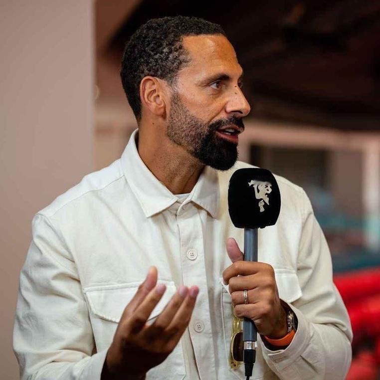 费迪南德认为卡拉格上赛季对卡塞米罗的言论是极大的不尊重！费迪南德：“卡塞米罗