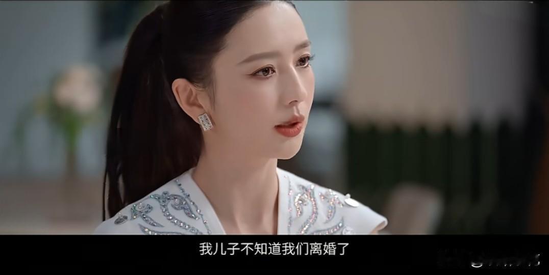 现在心情最复杂的估计就朵朵了，不是妈妈佟丽娅又美出了新高度，也不是爸爸陈思诚