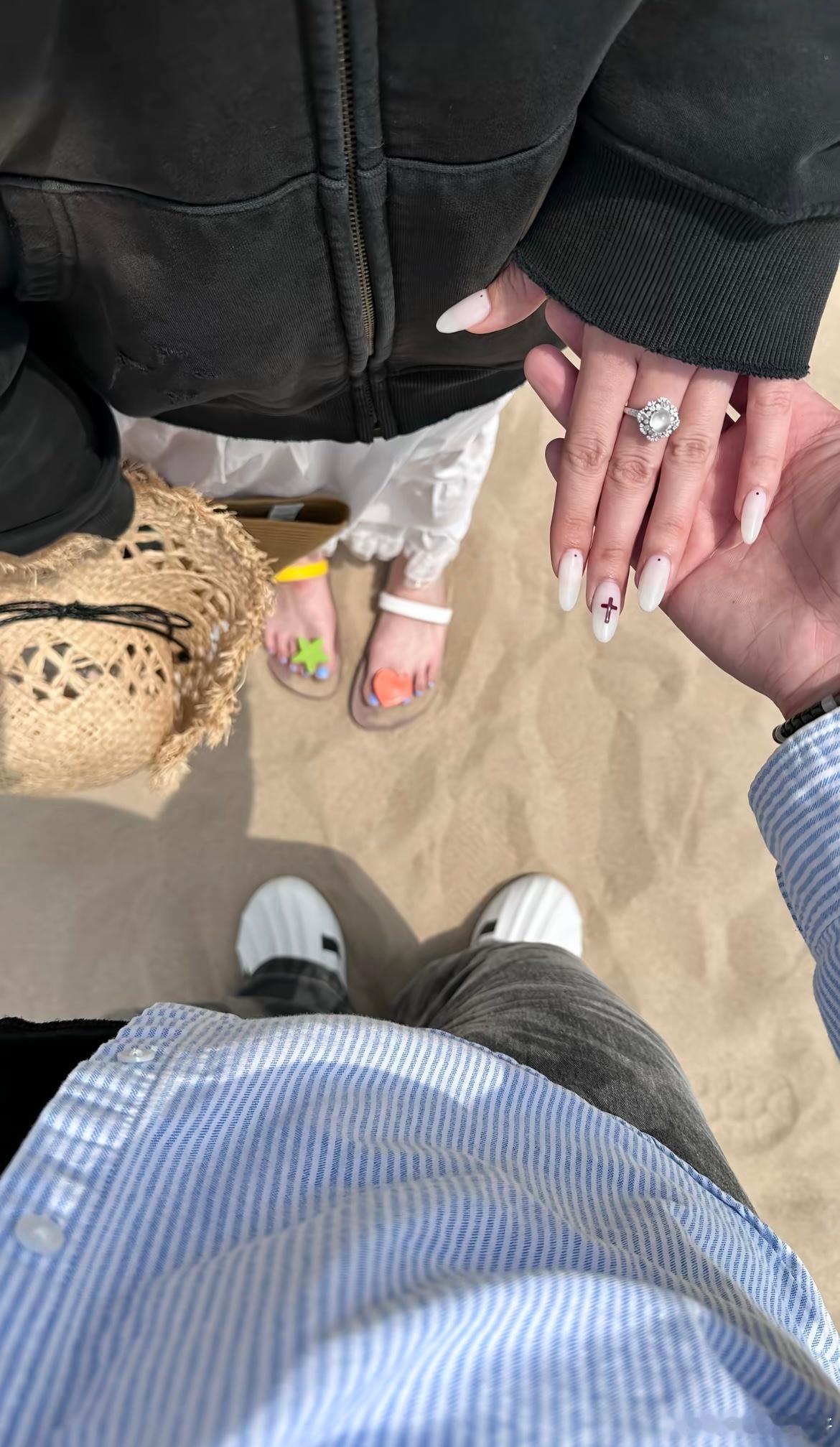 是的在阿那亚海边被男朋友求婚了