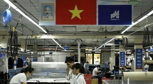 越南23家纺织厂倒闭，订单都流到中国来了，这可不只是因为中国企业报价低，关键是咱