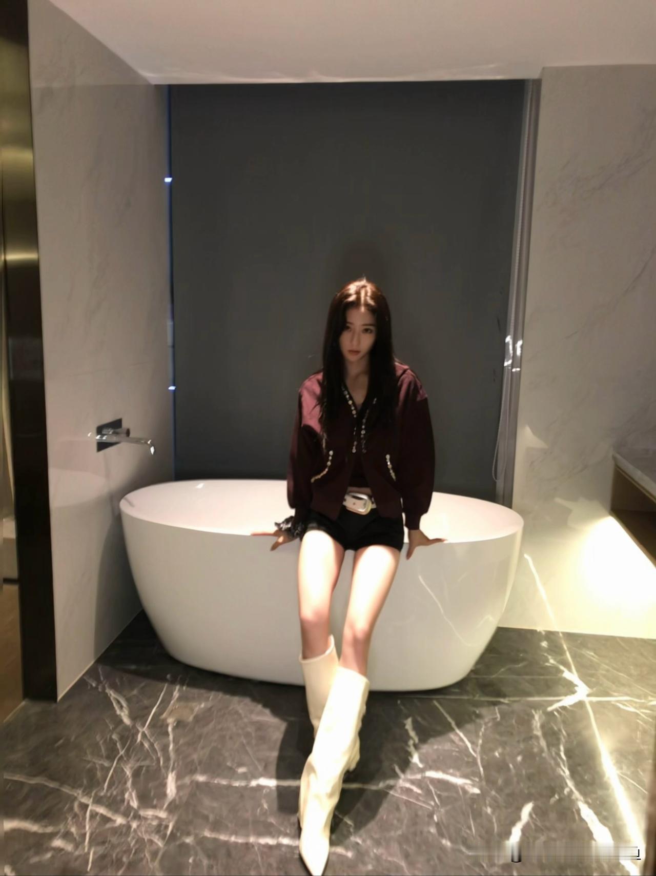 胡连馨分享图片