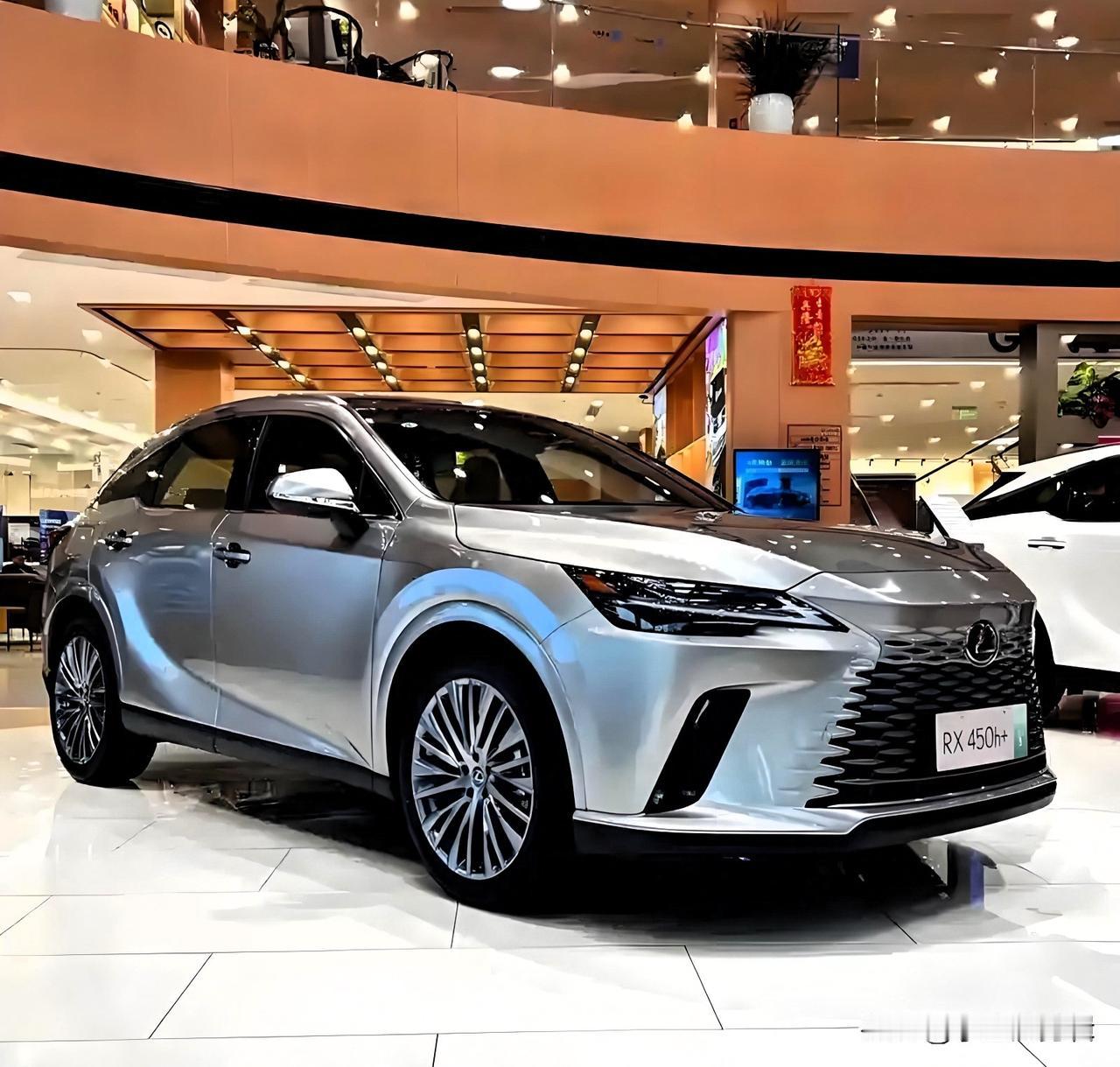 雷克萨斯RX450H值不值得买？3类人闭眼冲，2类人慎选！曾经加价都抢不到的