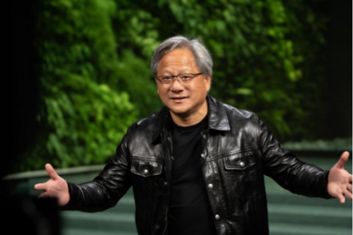 迟迟等不到中方审批，英伟达输了个精光！ 说白了，特朗普和黄仁勋认为，只要他们