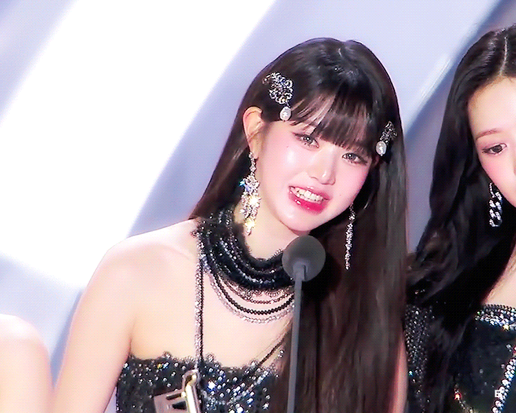 【张元英】美神降临张元英美成黑天鹅了​​​