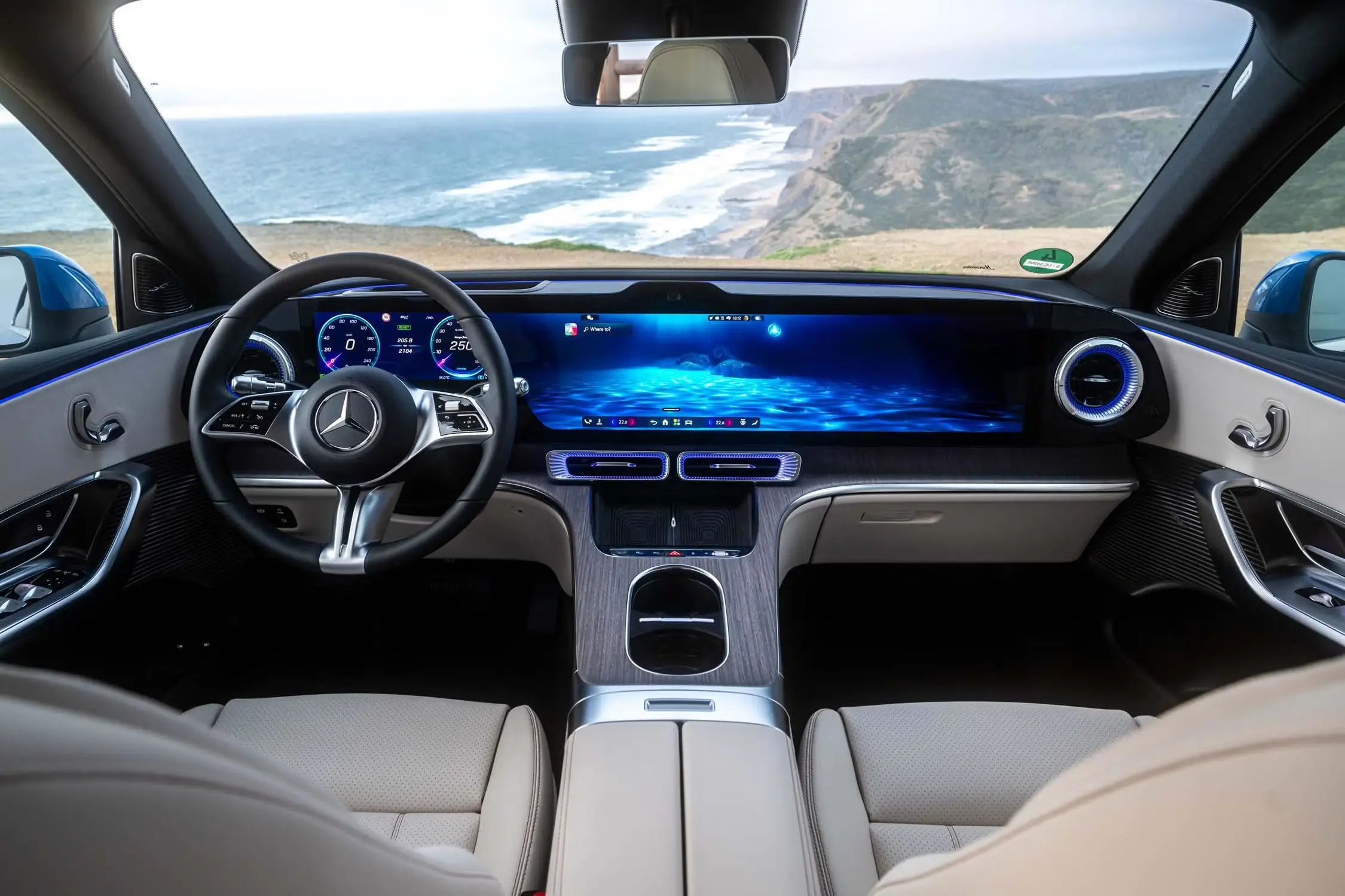 奔驰这个产品定义没看懂~光看屏幕，你们觉得谁是GLS，谁是GLC？霸天资讯奔驰