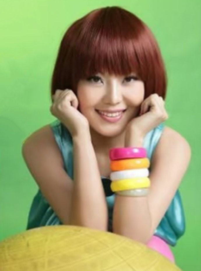 无奖竞猜，猜猜这是谁？