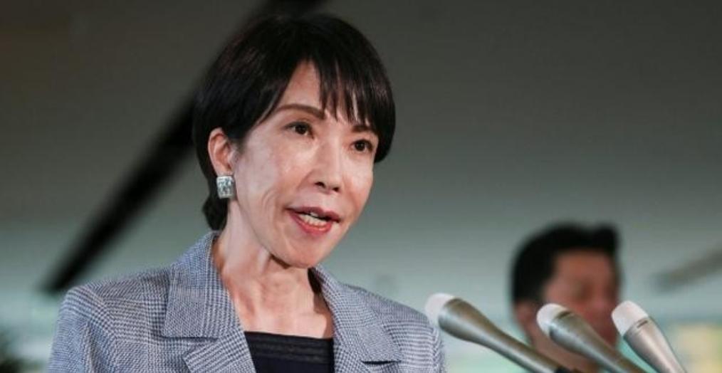 日本现在除了东京电视台，几乎所有电视台都在报道，中方在日本近海布置了100多艘各